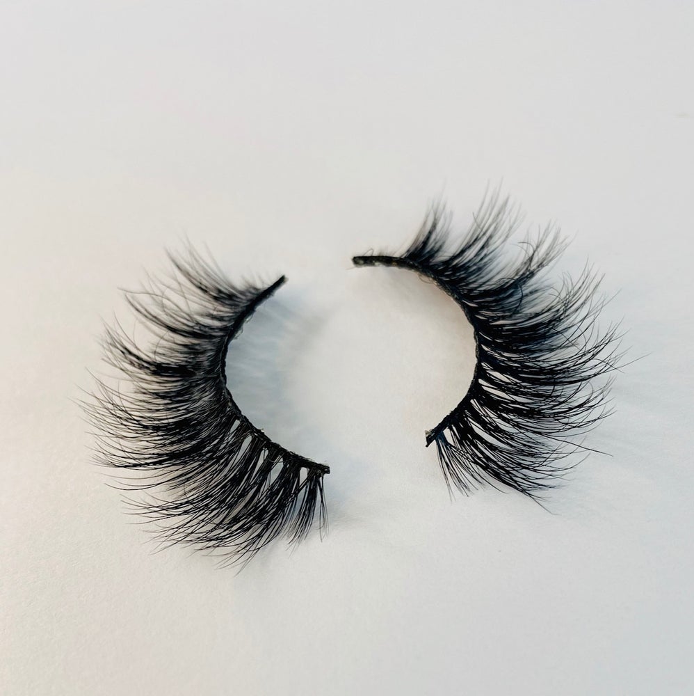 "Breathtaking" - Blink Me Pretty
