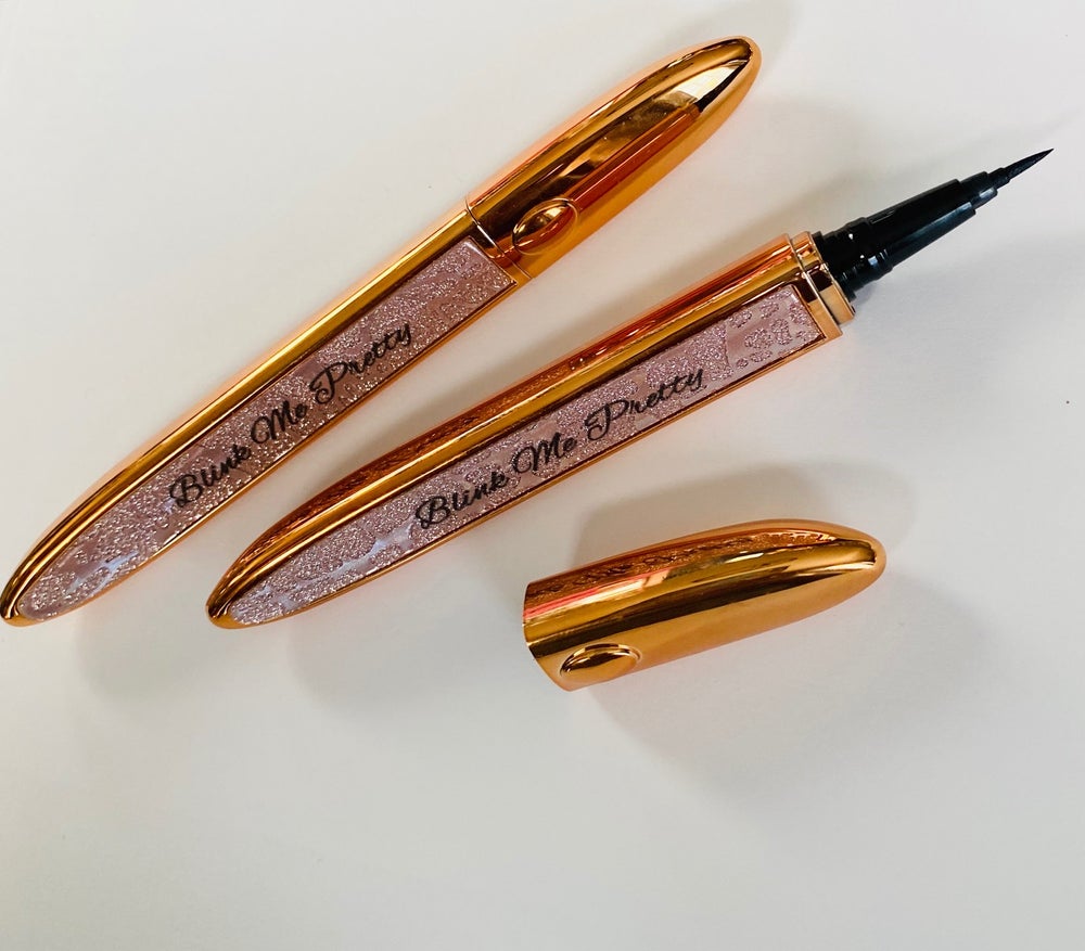 "Keep It Tight, Aight!" 2-in-1 Eyeliner + Lash Adhesive - Blink Me Pretty